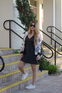 Floral Bomber Jacket and Camara Clutch from Dresslily. Oh Lola Blog. Kimberly Pfaehler.