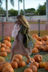 Pumpkin Patch Outfit, Family day. Fall trends. Oh Lola. Kimberly Pfaehler