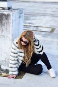 faux-fur-coat-oh-lola-miami-fashion-blogger-kimberly-pfaehler-black-and-white