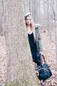 how-to-wear-olive-green-parka-kimberly-pfaehler-oh-lola-miami-fashion-blogger-how-to-mix-textures-black-leather-dress