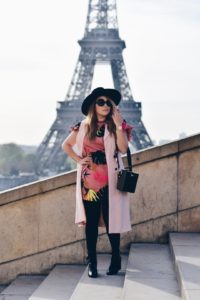 Eiffel Tower, Paris! Blush look by OH LOLA BLOG. Troccadero.