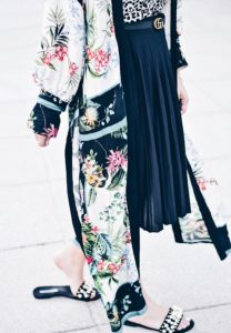 D.C. Fashion On the Go. Floral Kimono, Spring Fashion! By Oh Lola