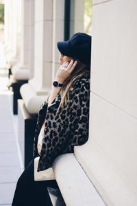 In Love with Fall. Lola Pfaehler, Washington D.C. fashion and lifestyle blog. Venezeulan Blogger and Stylist. Fall Trends. Fall layering. Animal print coat. Baker hat.
