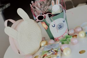 Easter. What to put in your toddler easter basket. Oh Lola. 