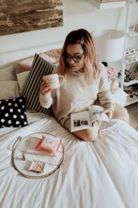 5 Ways to Relax after a Long Day with Burt’s Bees®